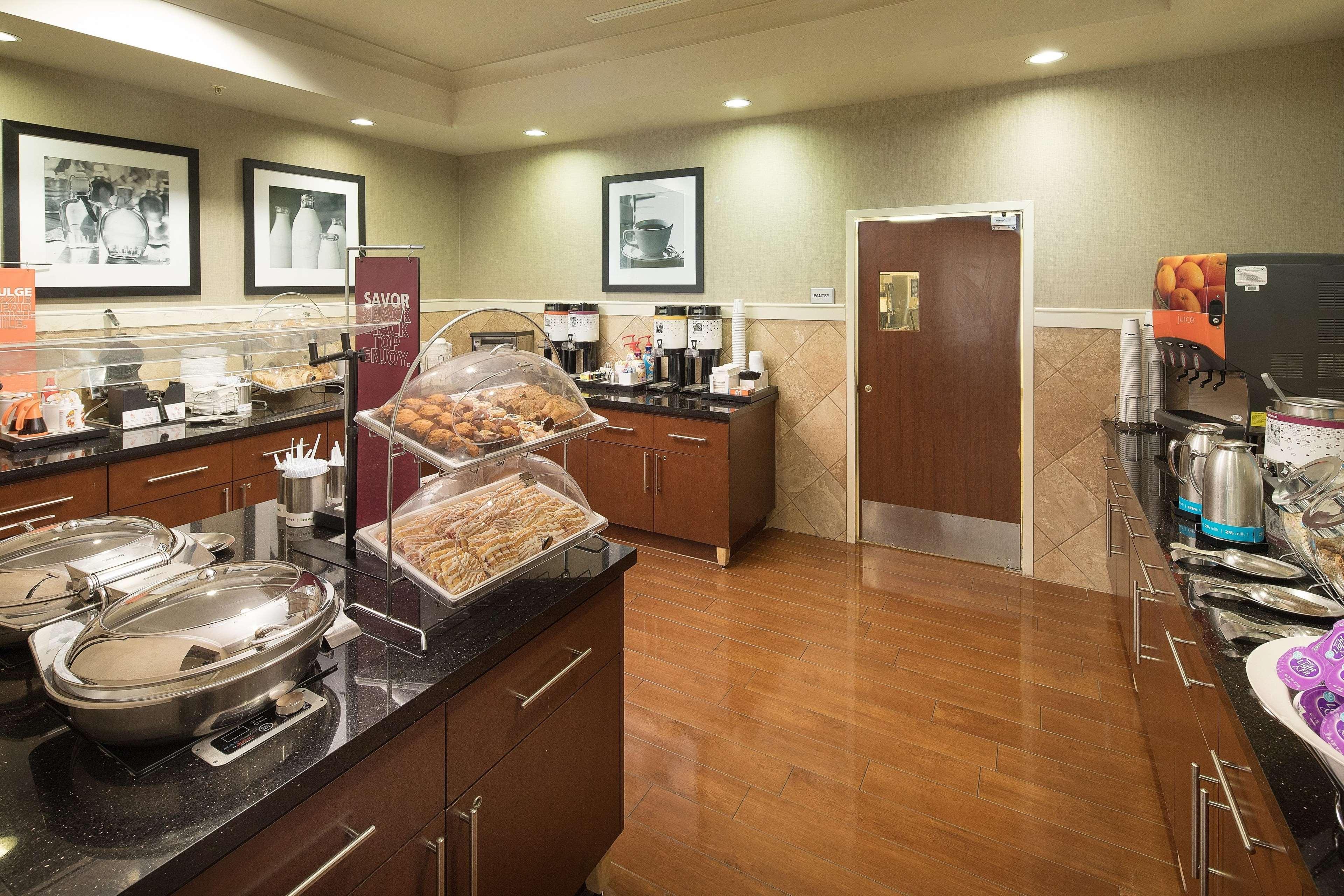 Hampton Inn & Suites Little Rock-Downtown Exterior photo
