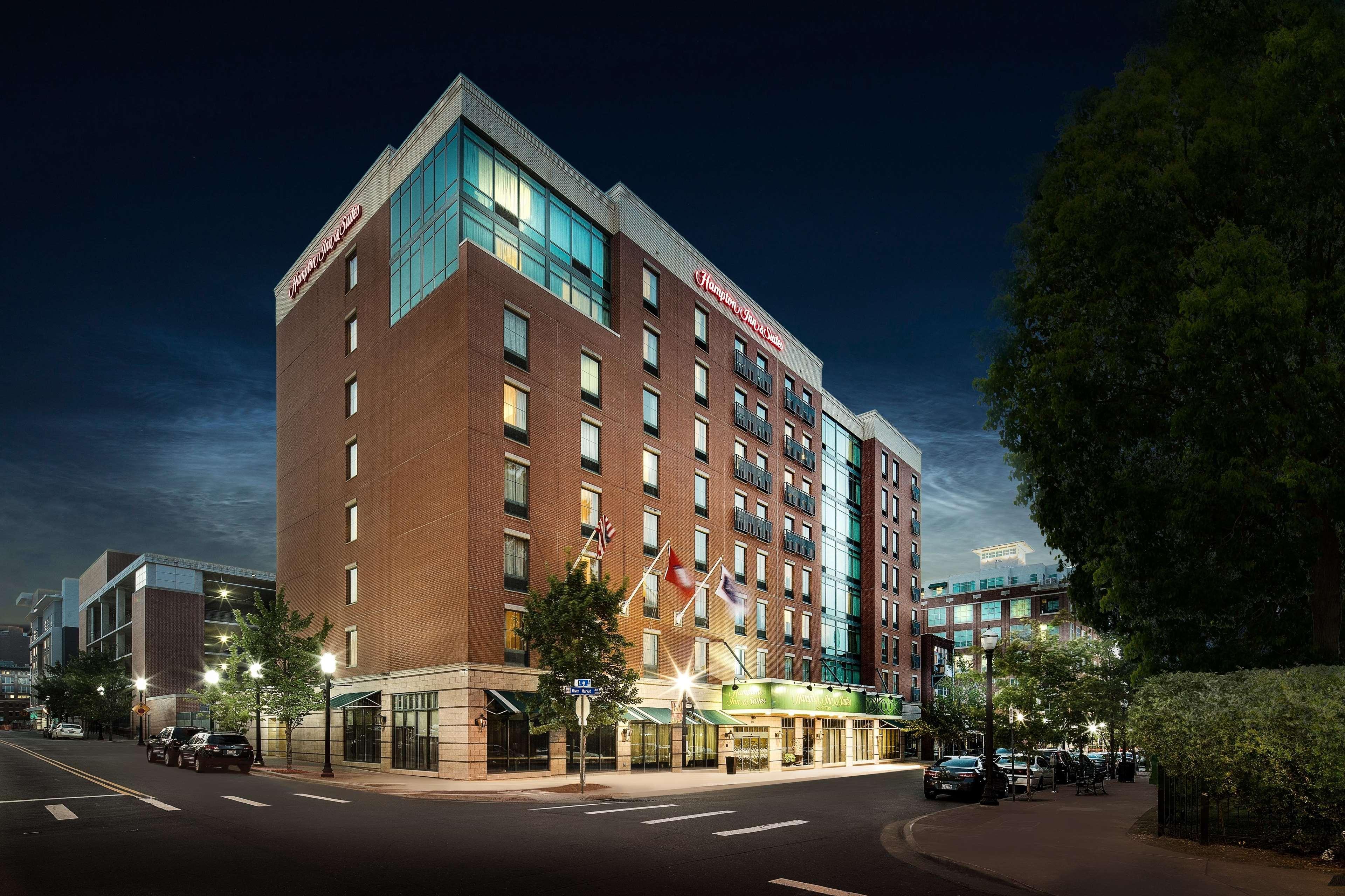 Hampton Inn & Suites Little Rock-Downtown Exterior photo